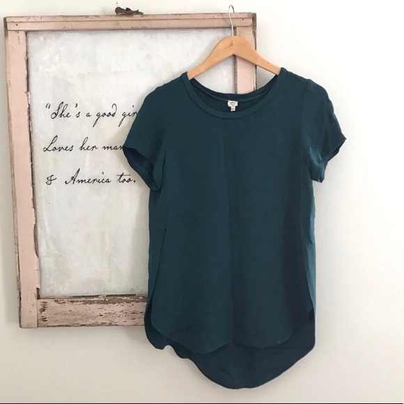 Aritzia Tops - Aritzia Wilfred 100% Silk Split Side Blouse